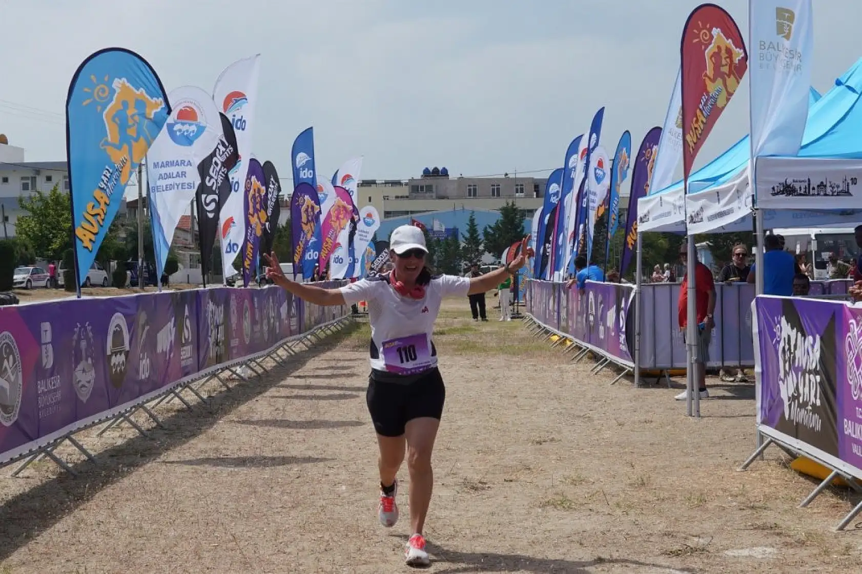 Avşa'da temiz bir Marmara için koştular