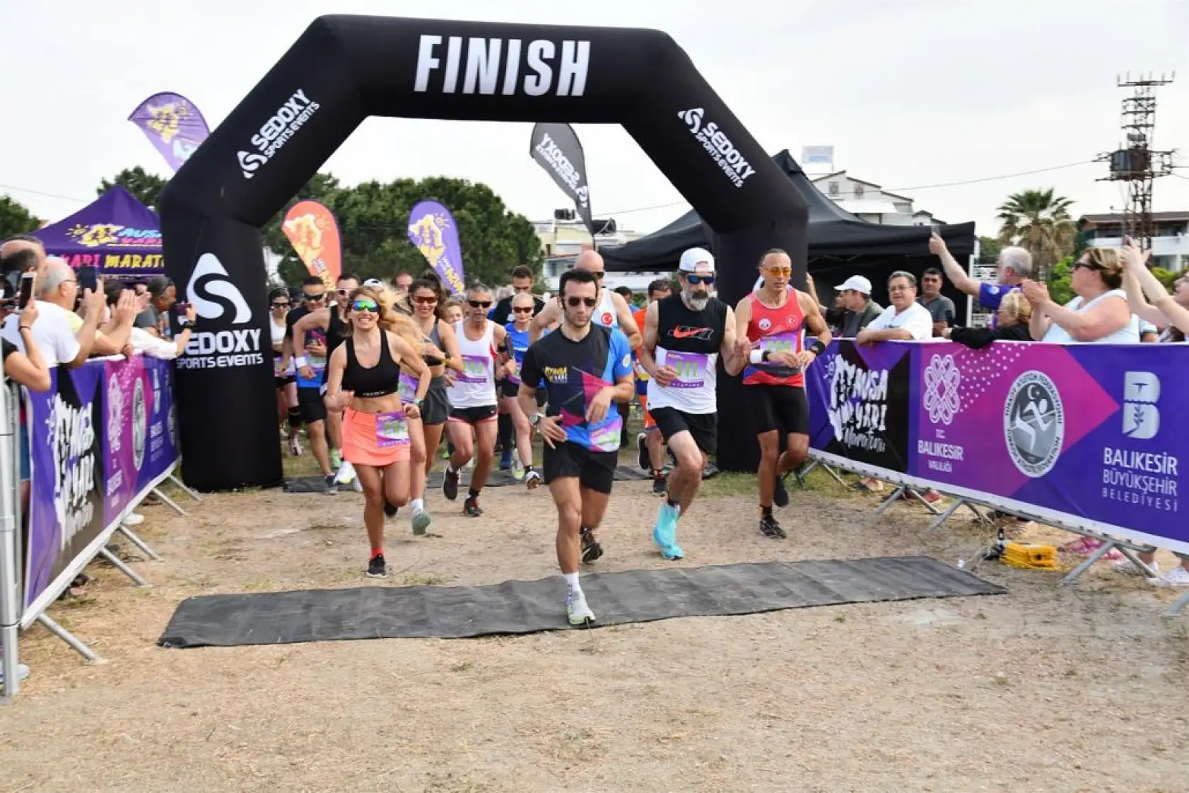 Avşa'da temiz bir Marmara için koştular