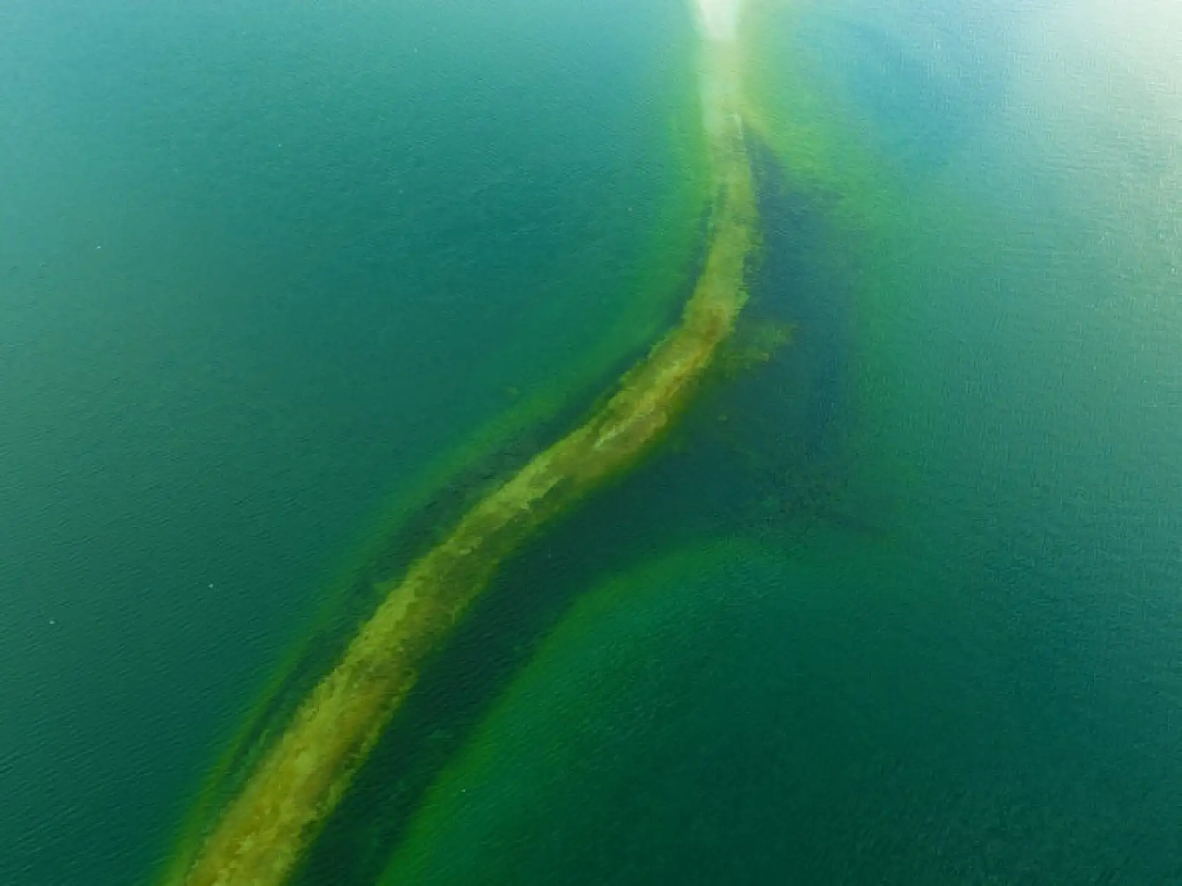 Doğa harikası Çarpanak Adası, yarımadaya dönüşüyor