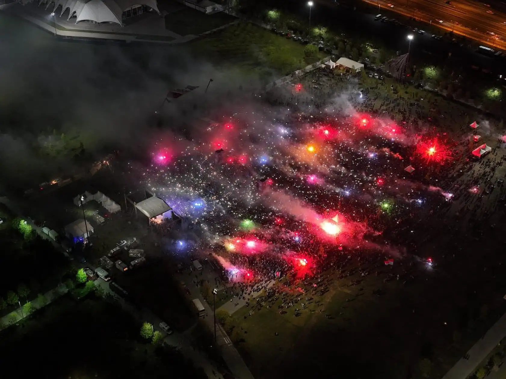 Trabzonspor'un şampiyonluk kutlaması havadan görüntülendi