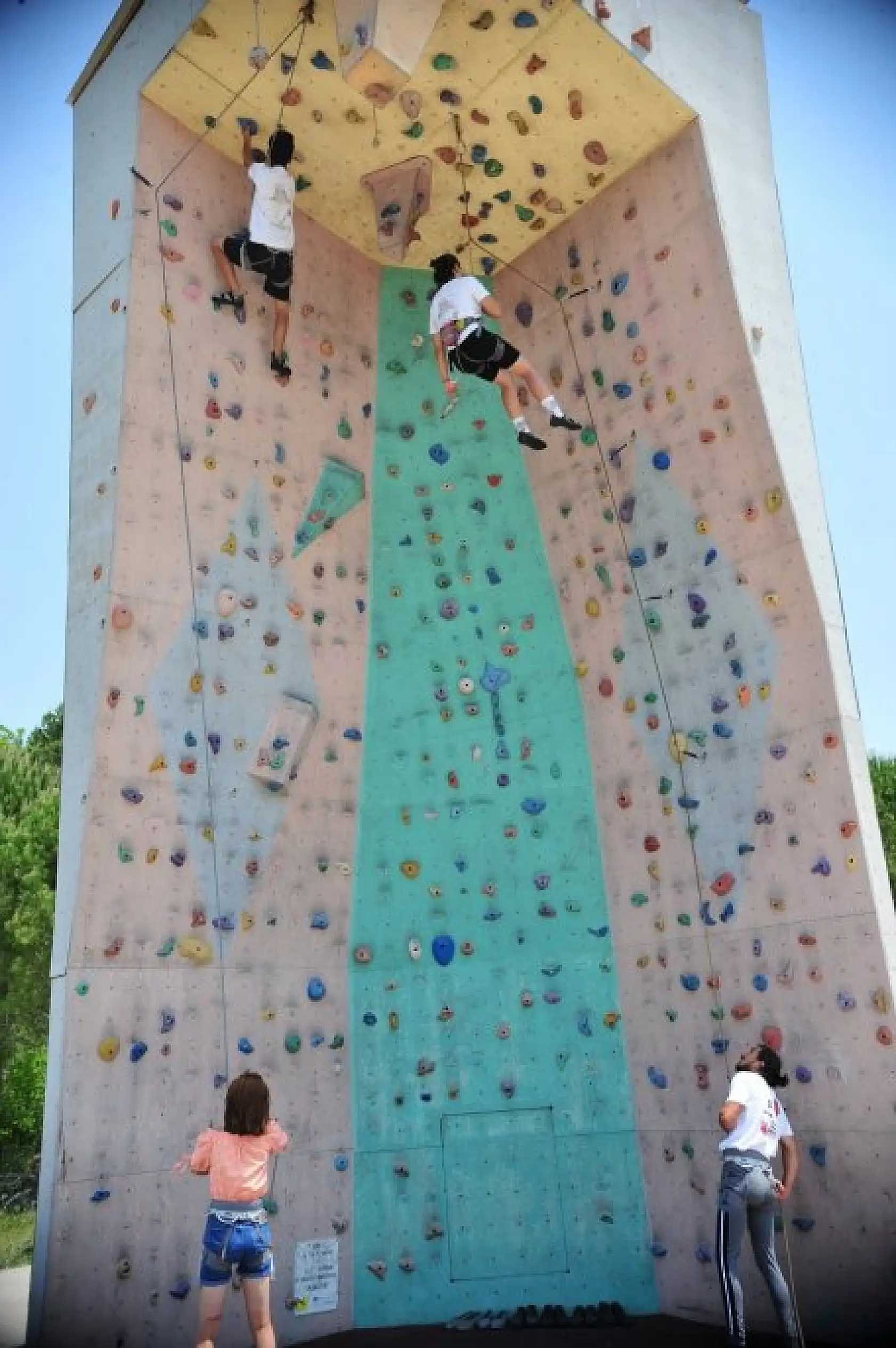 BAÜN'de Öğrenci Toplulukları Festivali gerçekleştirildi