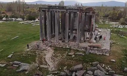 Aizanoi Antik Kenti'nde ilkbahar güzelliği