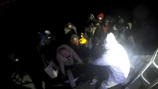 Ayvalık'ta 39 düzensiz göçmen yakalandı