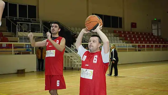 Ayvalık'ta özel çocukların hedefi büyük