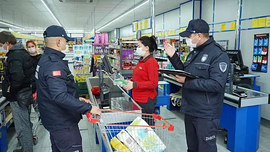 Ayvalık'ta zabıta ekipleri, fahiş fiyatla satış yapanlara göz açtırmıyor