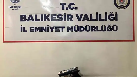 Balıkesir'de polis 28 aranan şahsı gözaltına aldı