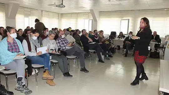 Balıkesir Tıbbı ve Aromatik Bitki Yetiştiriciliği Eğitim Merkezi oldu