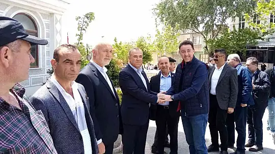Bandırma Doğa Mahallesinde binlerce kişiye hayır yemeği verildi
