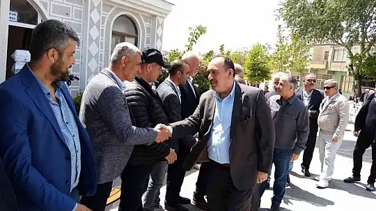 Bandırma Doğa Mahallesinde binlerce kişiye hayır yemeği verildi