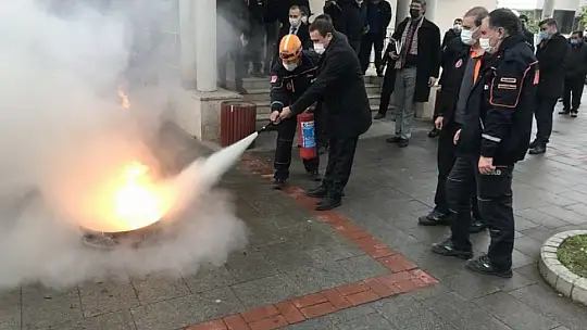 Burhaniye'de Afet Eğitimi Toplantıları yapıldı