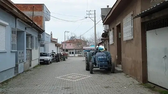 Burhaniye'de kırsal Börezli Mahallesi karantinaya alındı