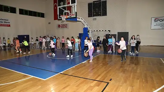Burhaniye'de yetenek taraması başladı