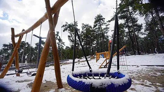 Büyükşehir ve Altıeylül'den gençlere büyük hizmet