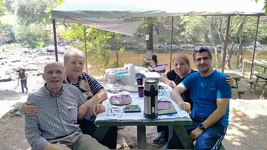 Çorumlular Edremit' teki piknikte hasret giderdi
