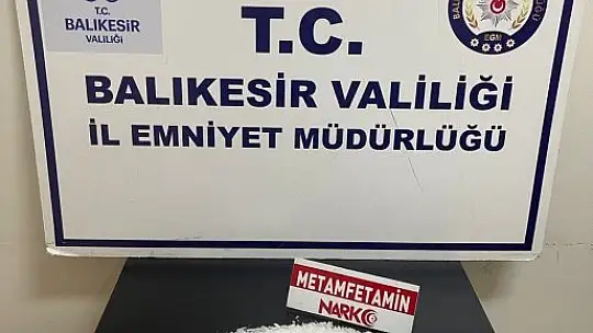 Edremit'teki narkotik operasyonunda, görevden uzaklaştırılan astsubay yakalandı