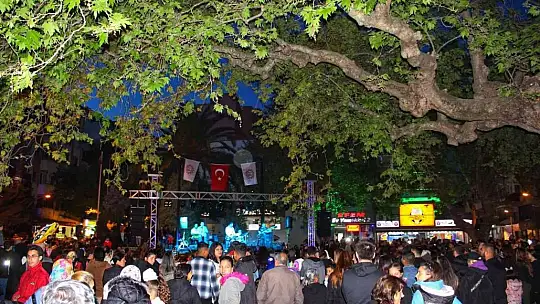 Erdek'te Hıdrellez şenliği kutlandı
