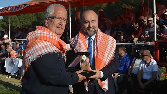 Gömeç'te 26 başpehlivan er meydanında kapıştı