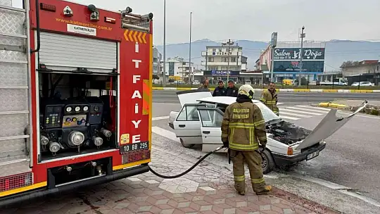 LPG'li araç alev aldı, korku dolu dakikalar kameralara yansıdı