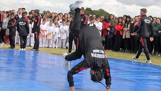 Manyas'ta bayram coşkusu