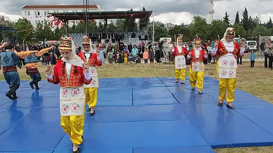 Manyas'ta bayram coşkusu