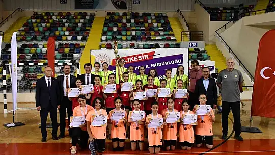 Mini Voleybol Bahar Turnuvası sona erdi