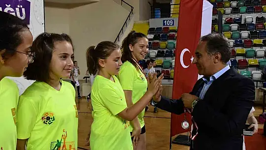 Mini Voleybol Bahar Turnuvası sona erdi