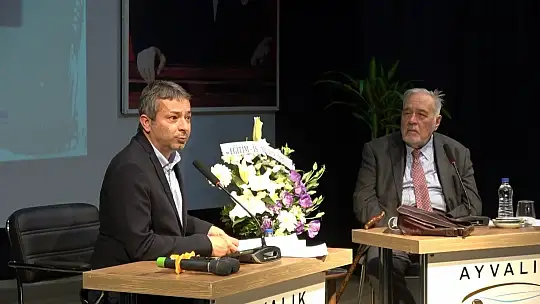 Prof. Dr. İlber Ortaylı'nın 'Köy Enstitülerinin Tarihsel Süreci' söyleşisine yoğun ilgi