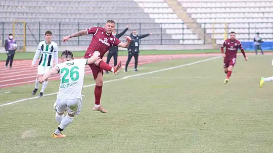 Spor Toto 1. Lig: Bandırmaspor 3 - Denizlispor 0 (İlk yarı sonucu)