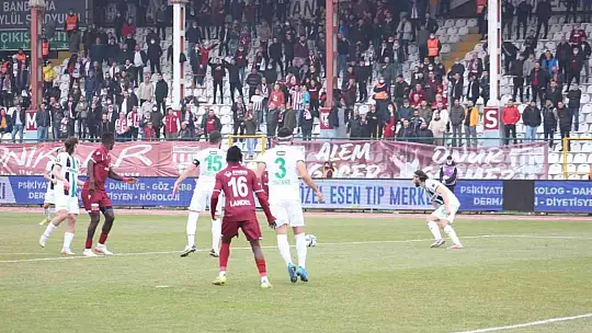 Spor Toto 1. Lig: Bandırmaspor 3 - Denizlispor 0 (İlk yarı sonucu)