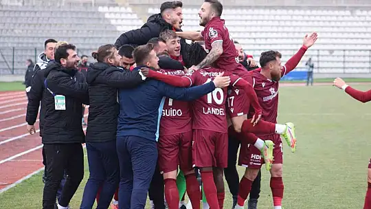 Spor Toto 1. Lig: Bandırmaspor: 3 - Denizlispor: 4