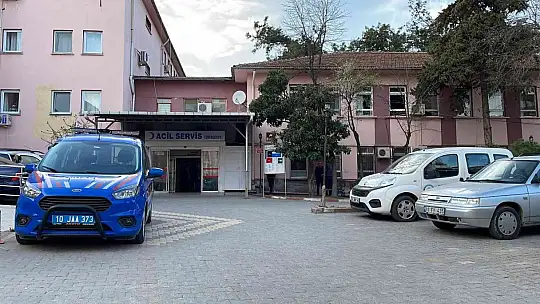 Susurluk'ta dehşete düşüren olay, anne ile oğlu ölü bulundu, baba ile kızı yaralı