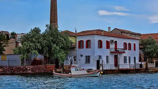 Turizmde Kuzey Ege'nin yıldızı Ayvalık, Travel Turkey'de