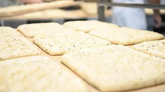 Türkiye'nin en uygun fiyatlı pidesi Balıkesir'de