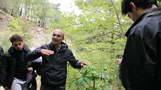 Yıldız Teknik Üniversiteli gençlerden Kazdağlarına bilimsel gezi