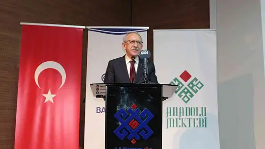 Yunus Emre ve Mehmet Akif Ersoy panelle anıldı